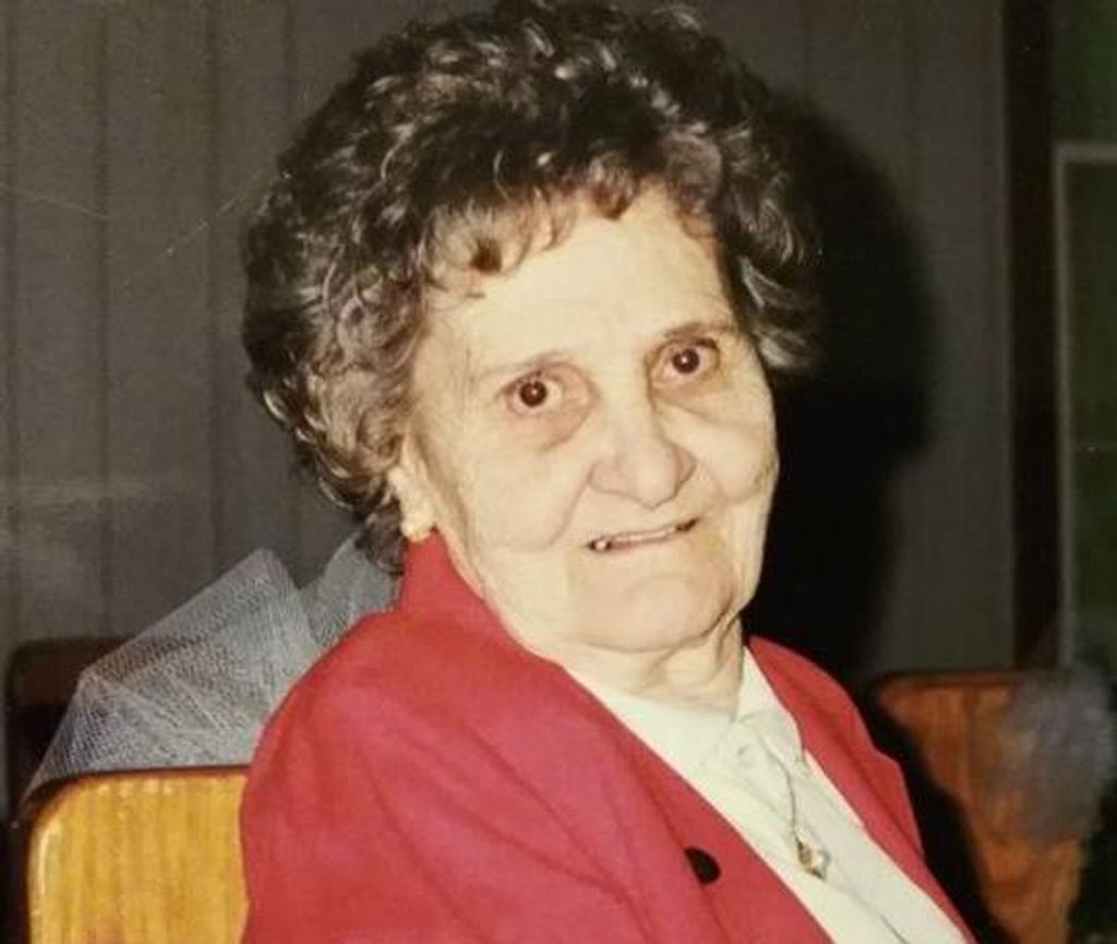 Lorene "Granny" Leinart