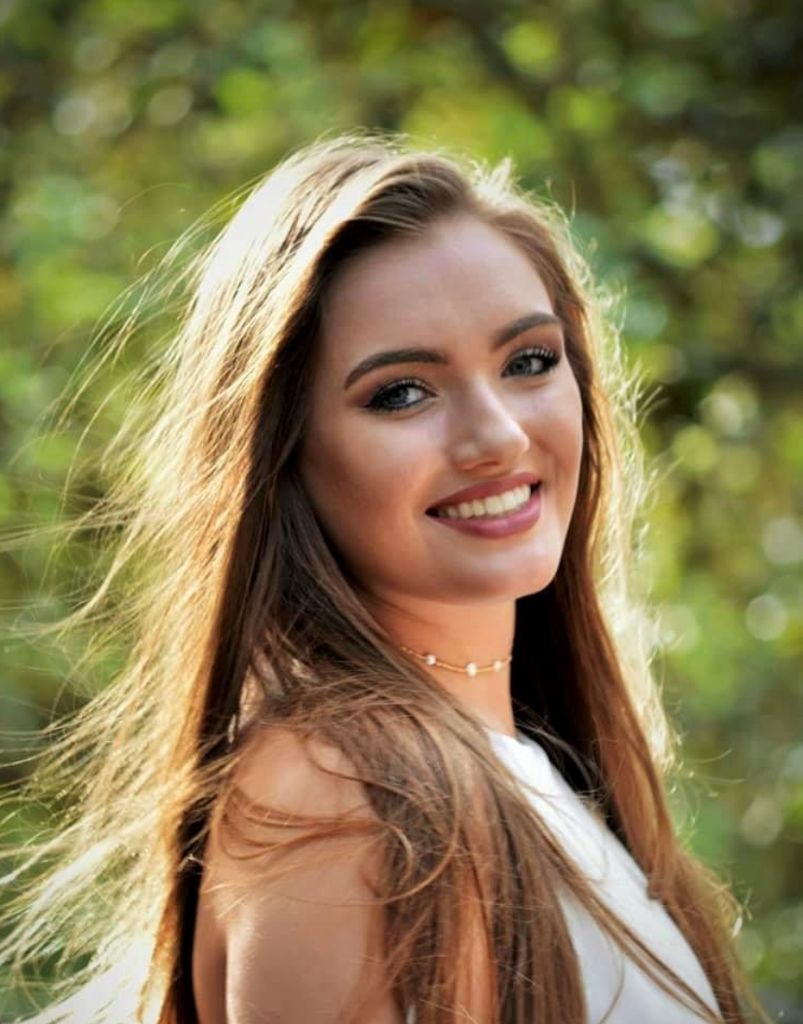 Kyrstan LouAnn "Lola" Lee Profile Photo