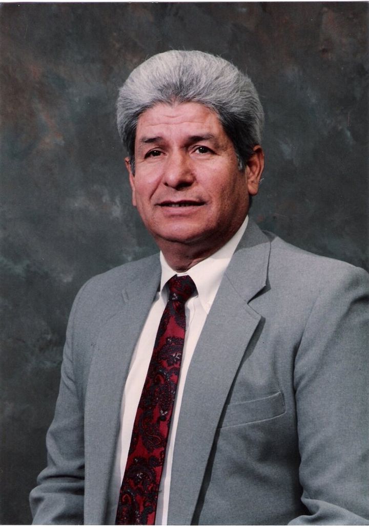 Max  Garza