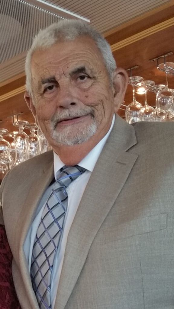 Walter Richard 'Dick' Brown Profile Photo