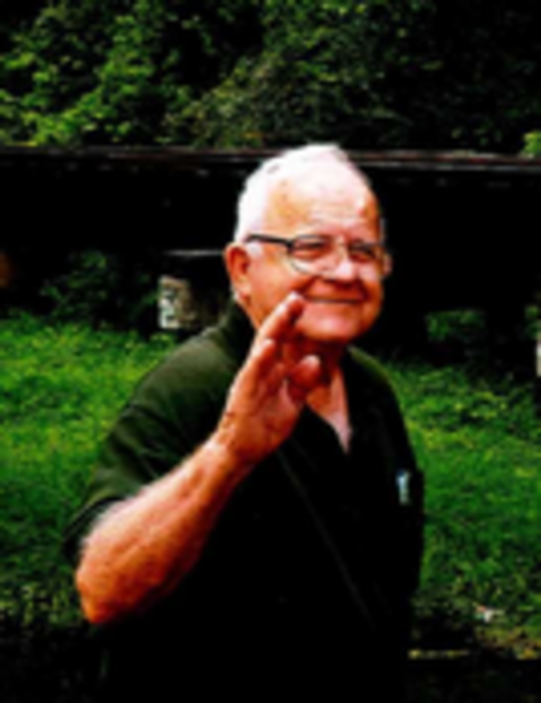 Mr. Roy Eugene Robertson Profile Photo