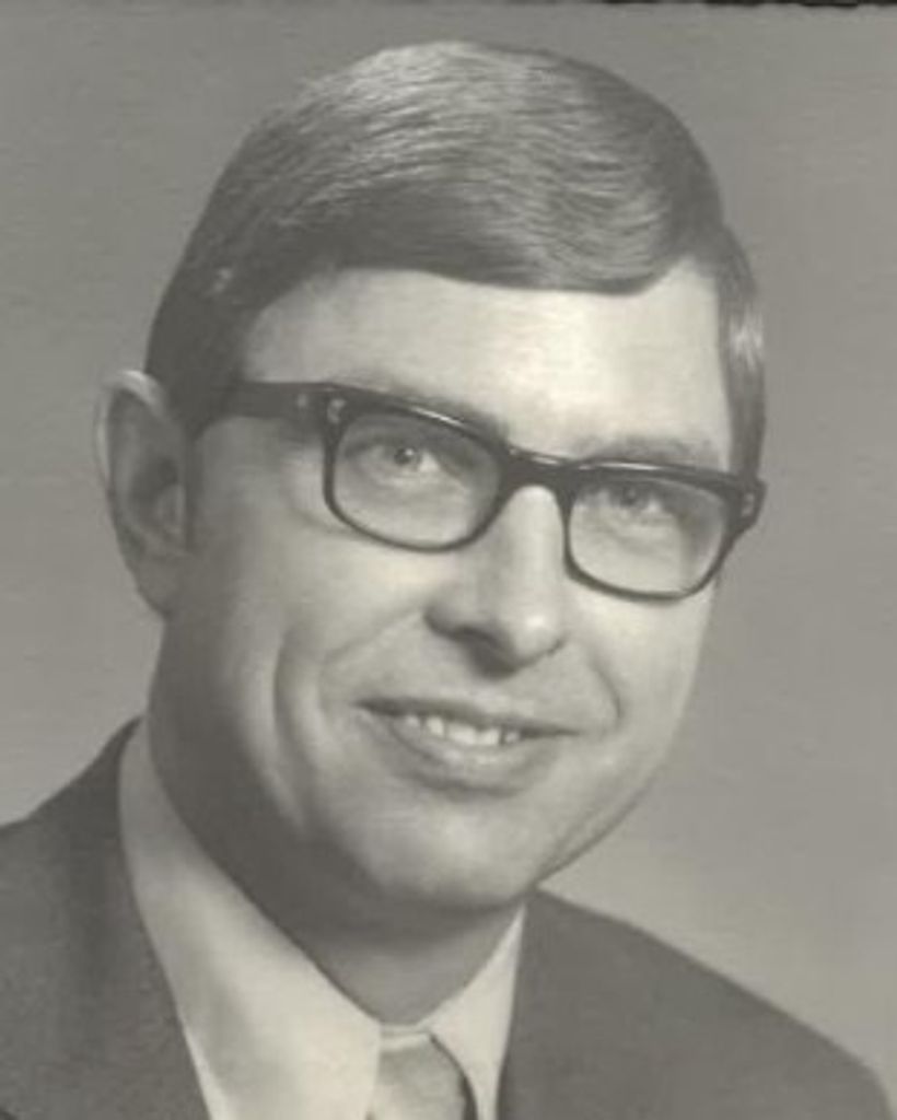 Richard E Janzen