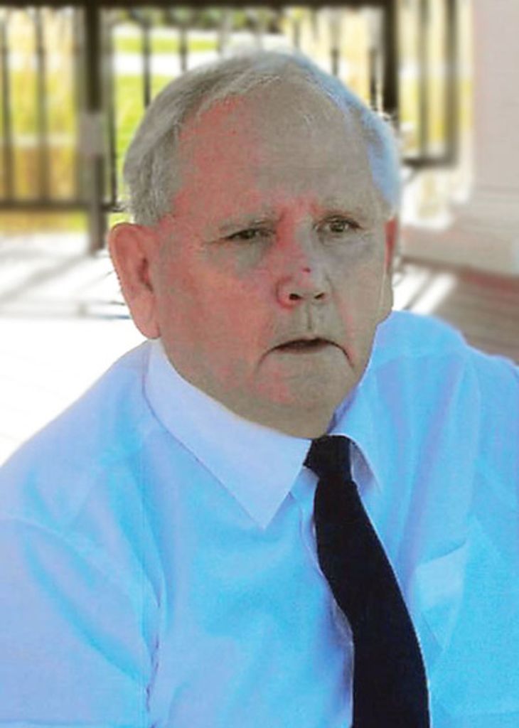 Thomas Holden Profile Photo