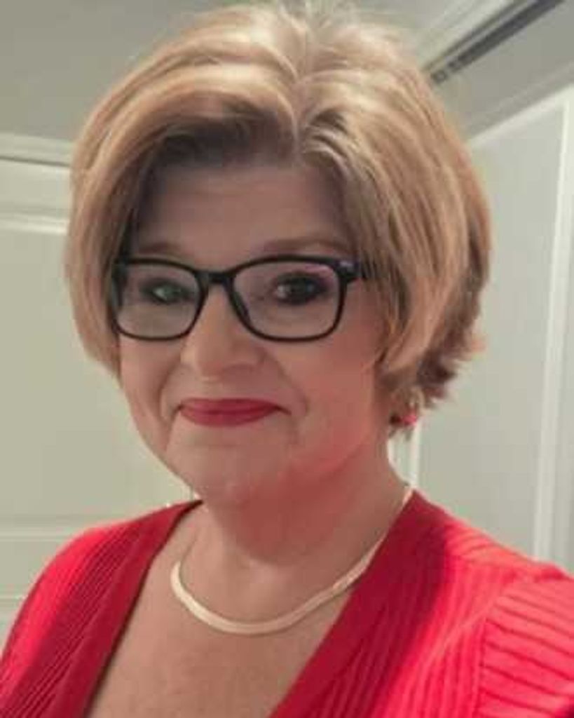 Amy Lou Cook Profile Photo