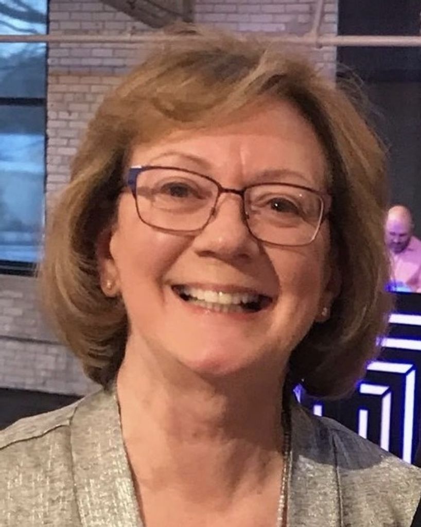 Sharon (Woodra) Hoffman Profile Photo