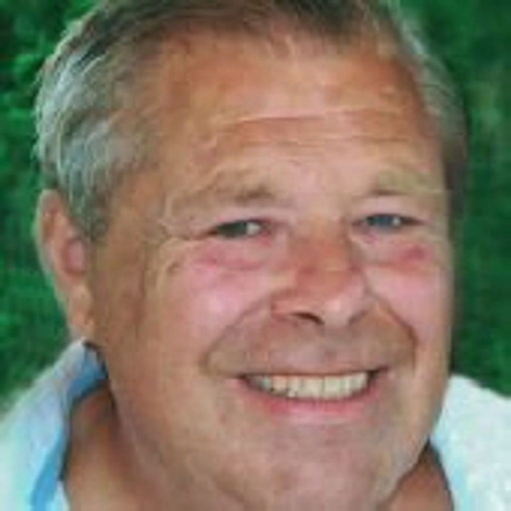 Leslie L. Houghteling