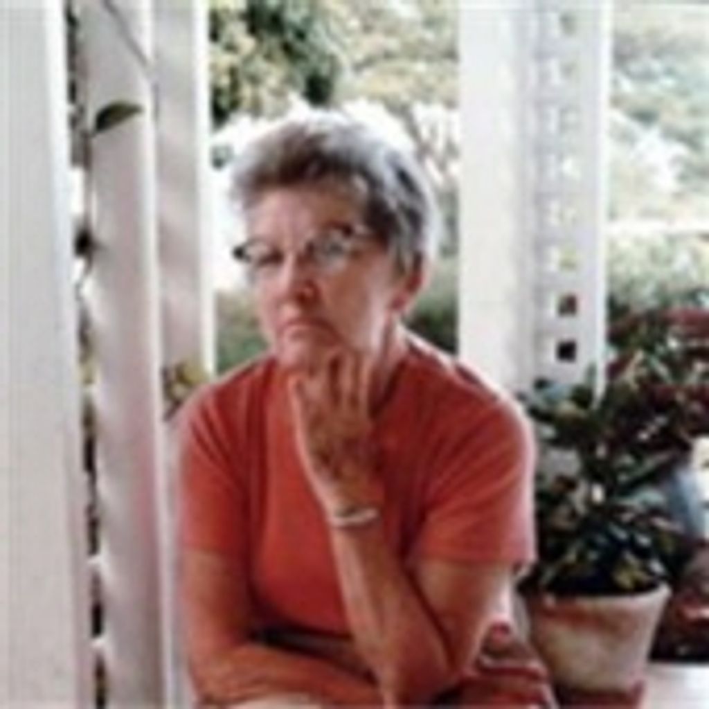 Lorraine Lloyd Oliver