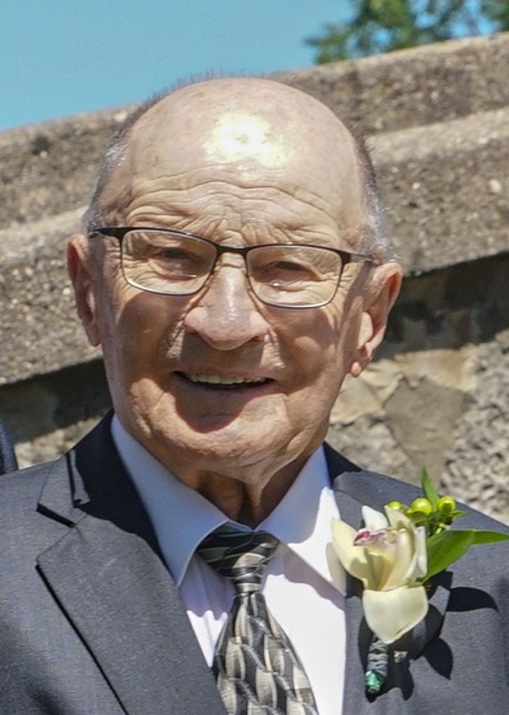 Lorren Carl Hoffmann Profile Photo