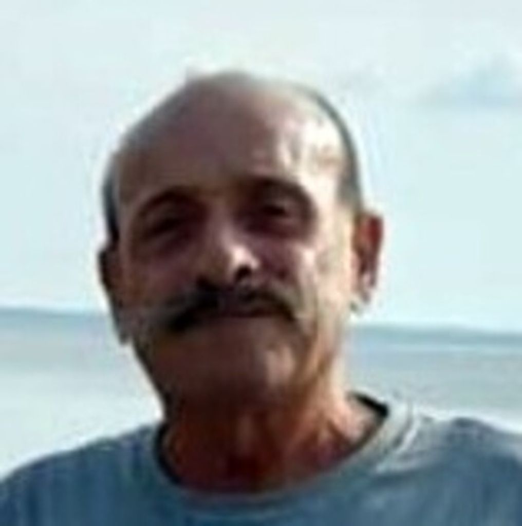 Robert B. Lewandowski Profile Photo