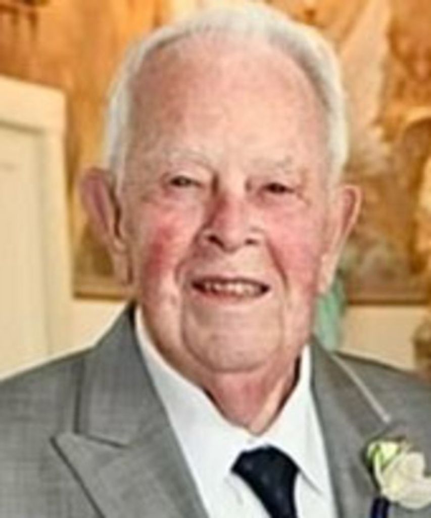 Gilbert Earl Manuel