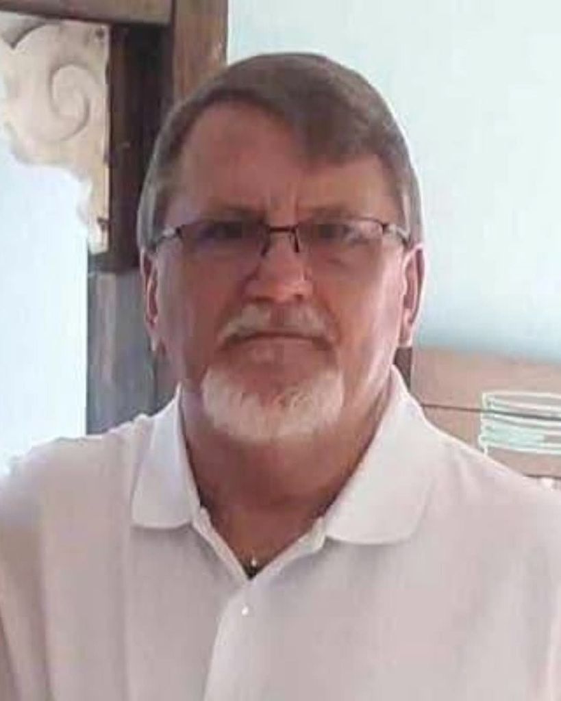 Michael "Mike" Vaughn Shuler