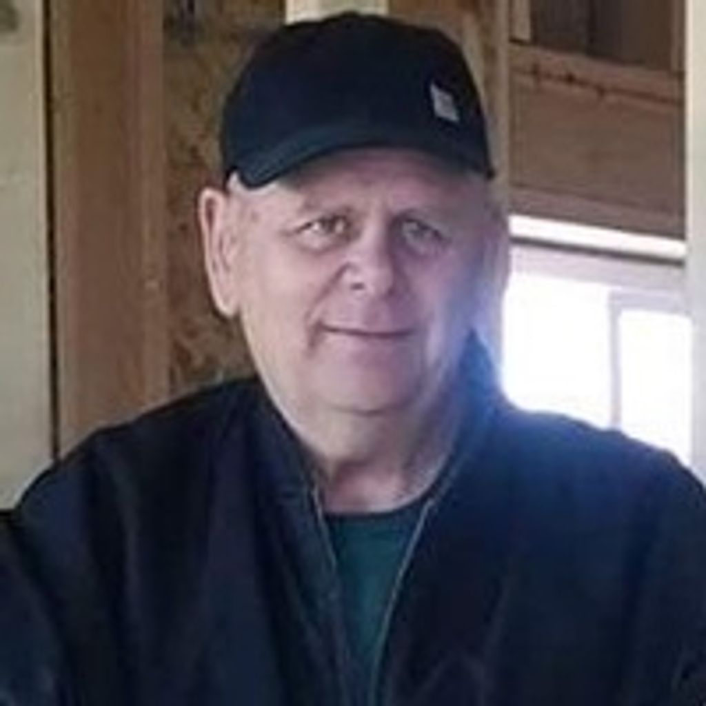 Lyle Dean Sloan