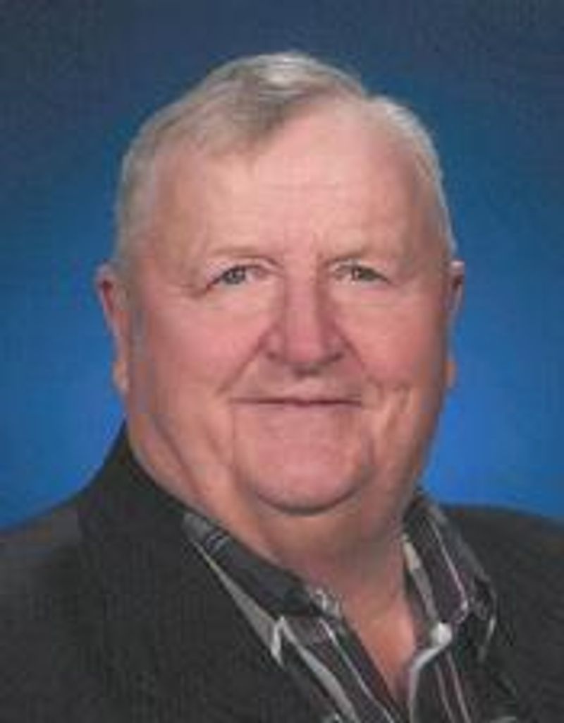 Norlien J. Flakne
