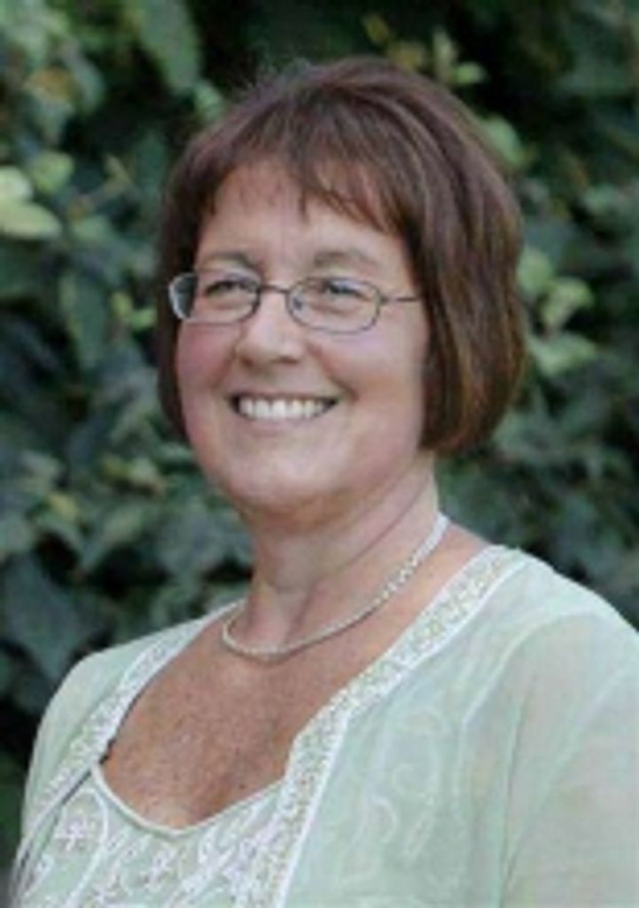 Susan (Sue)  Grossman