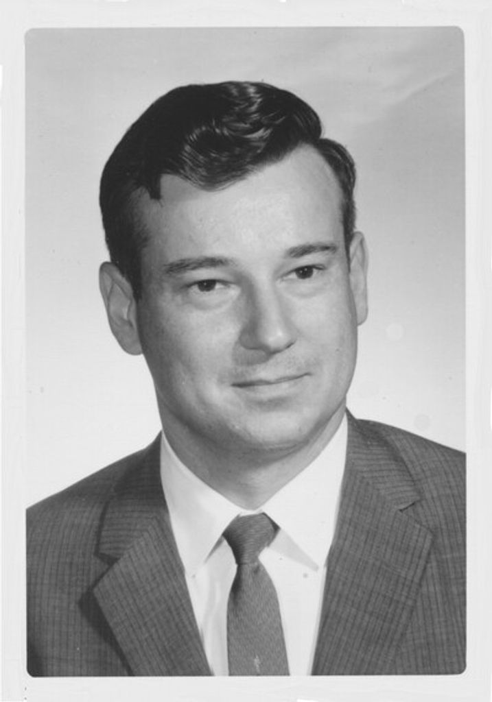 Stanley Morgan Lewis Profile Photo