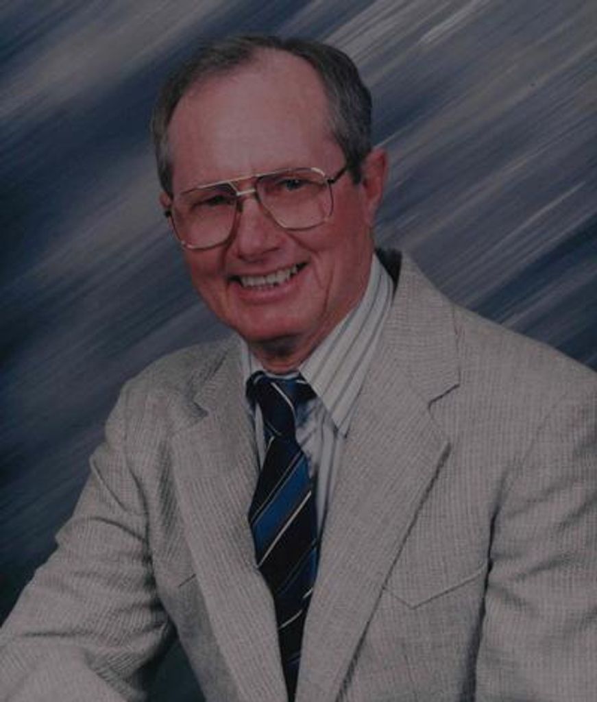 James Lloyd Breeding Profile Photo