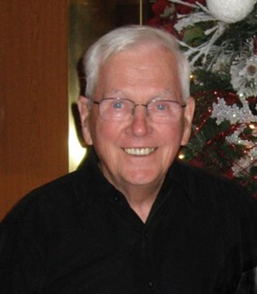 Daniel Kelly Profile Photo