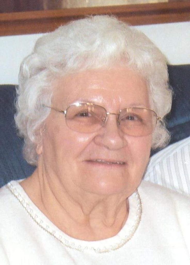 Esther Louise (Eddy)  Luyster