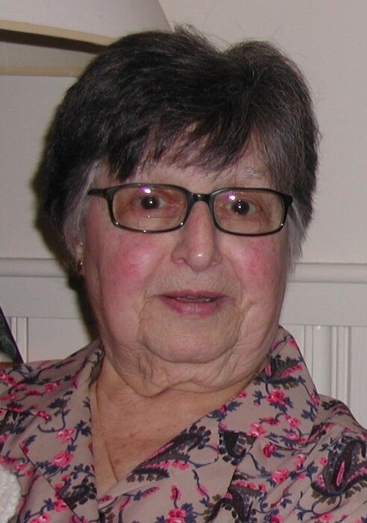 Theresa M. (Iula)  Votruba