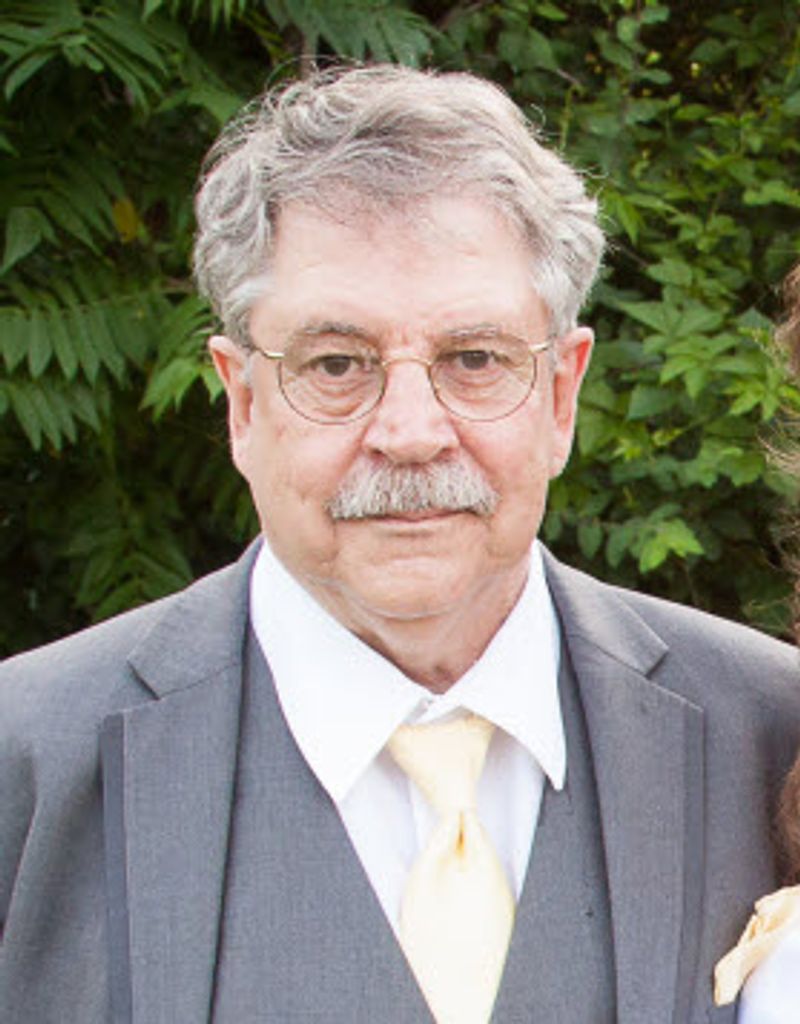 Robert  T. Shackleton Profile Photo