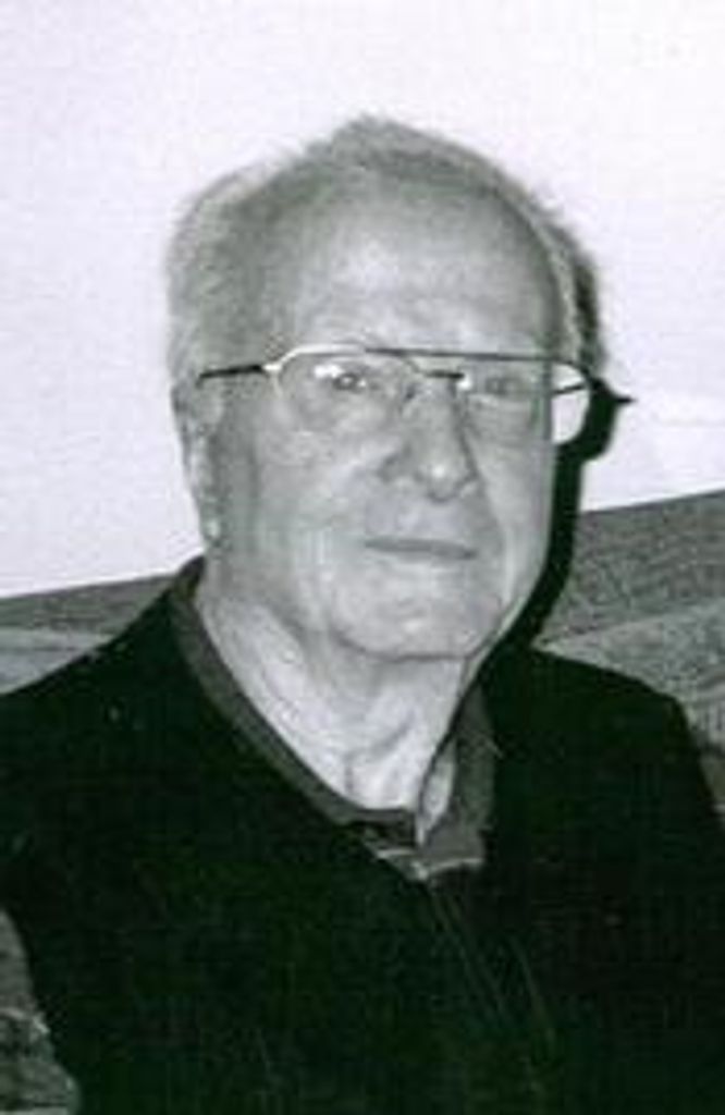 Max D Lamph