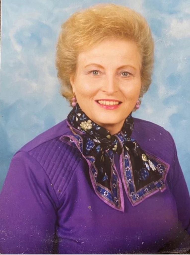 Mary Lou Young Profile Photo