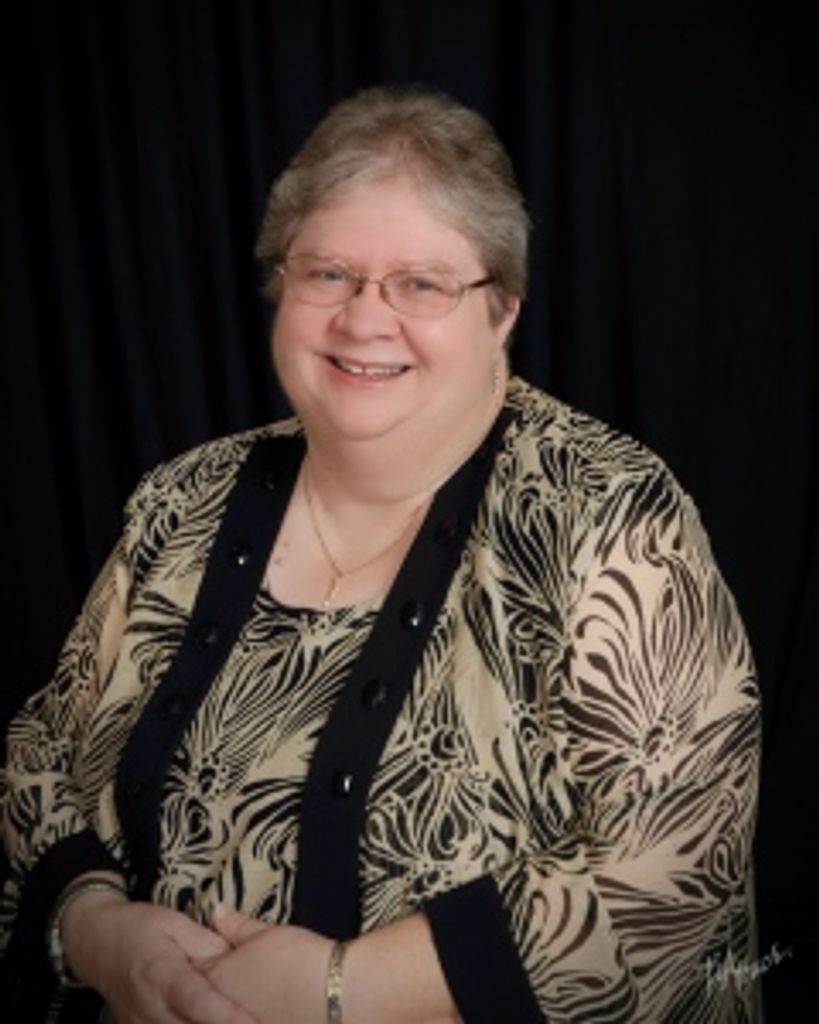 Linda L. Racki Profile Photo