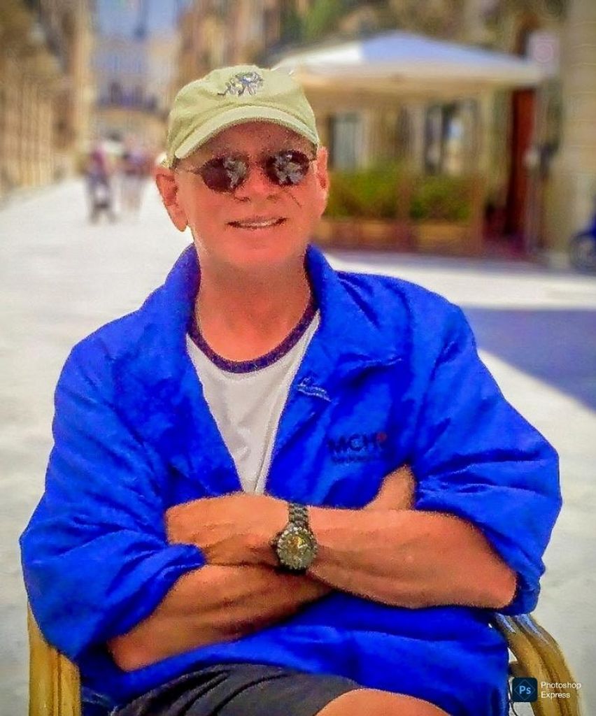 James Bruce Holt Profile Photo