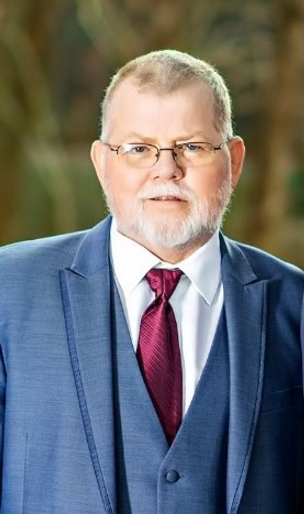 Dennis Lavon Strahan Profile Photo