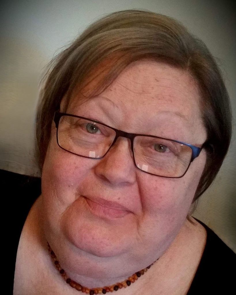 Michele L. Holm Profile Photo