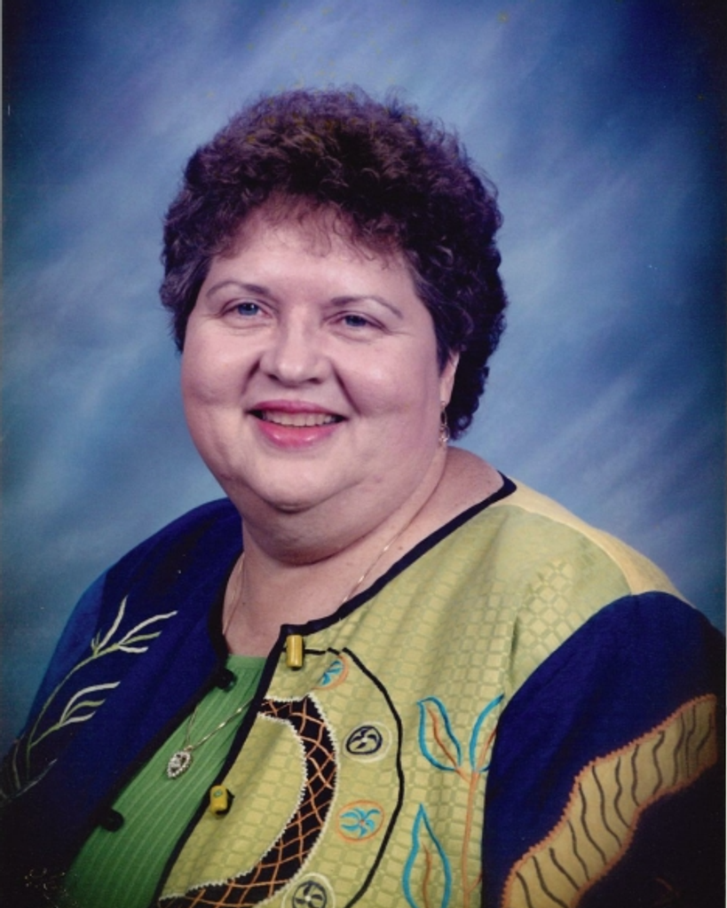 Linda Lee Wood Profile Photo
