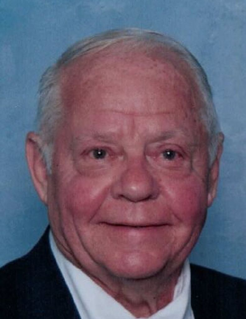 Robert Thomas Mckenna Profile Photo