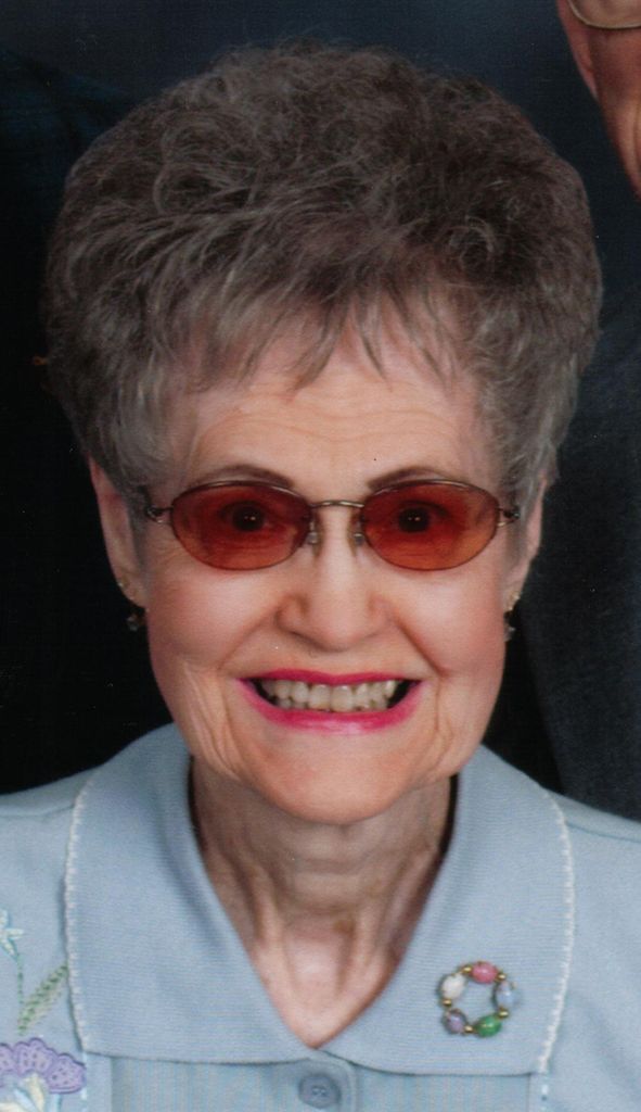 Gloria Surls