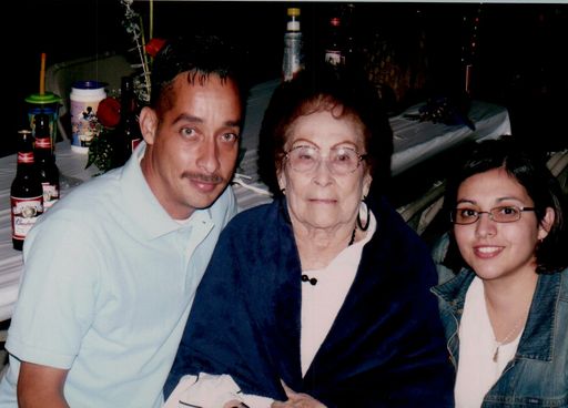 Isabel O. Gonzalez photo gallery thumbnail 20 of 49