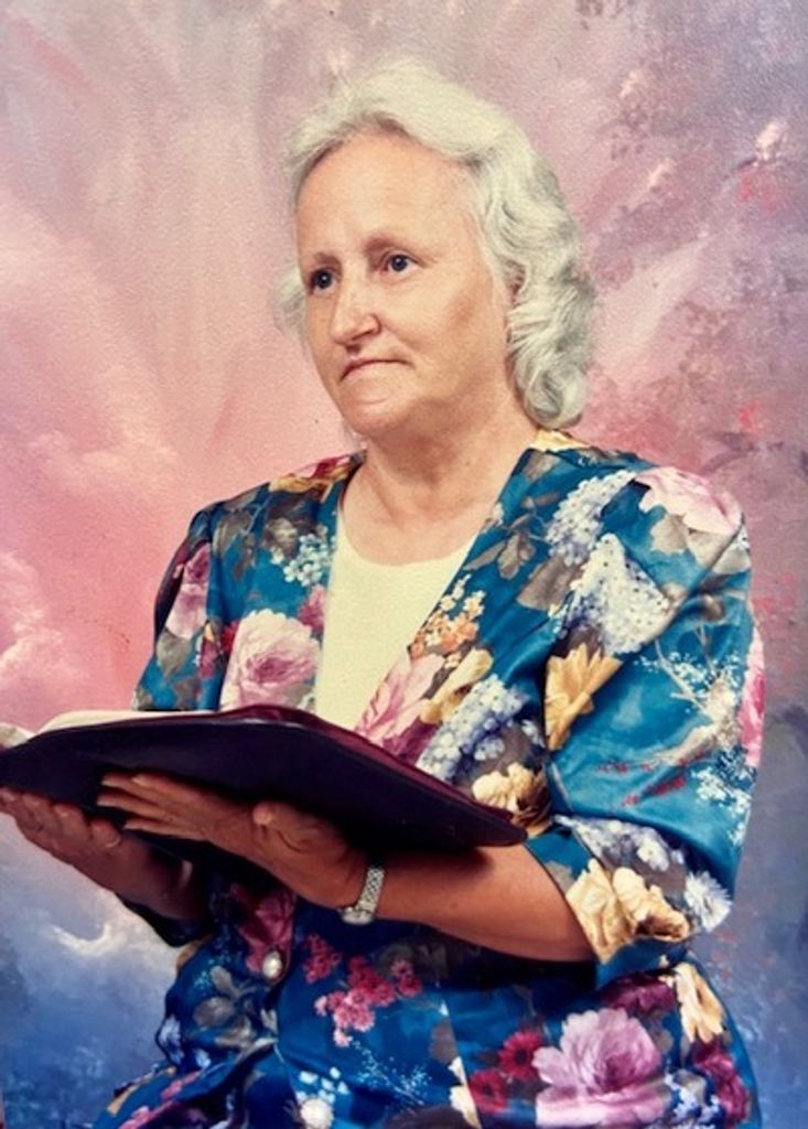 Ellie Faye Moore Profile Photo