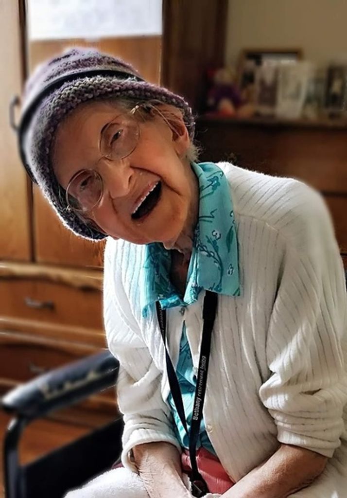 Alma Berg Profile Photo