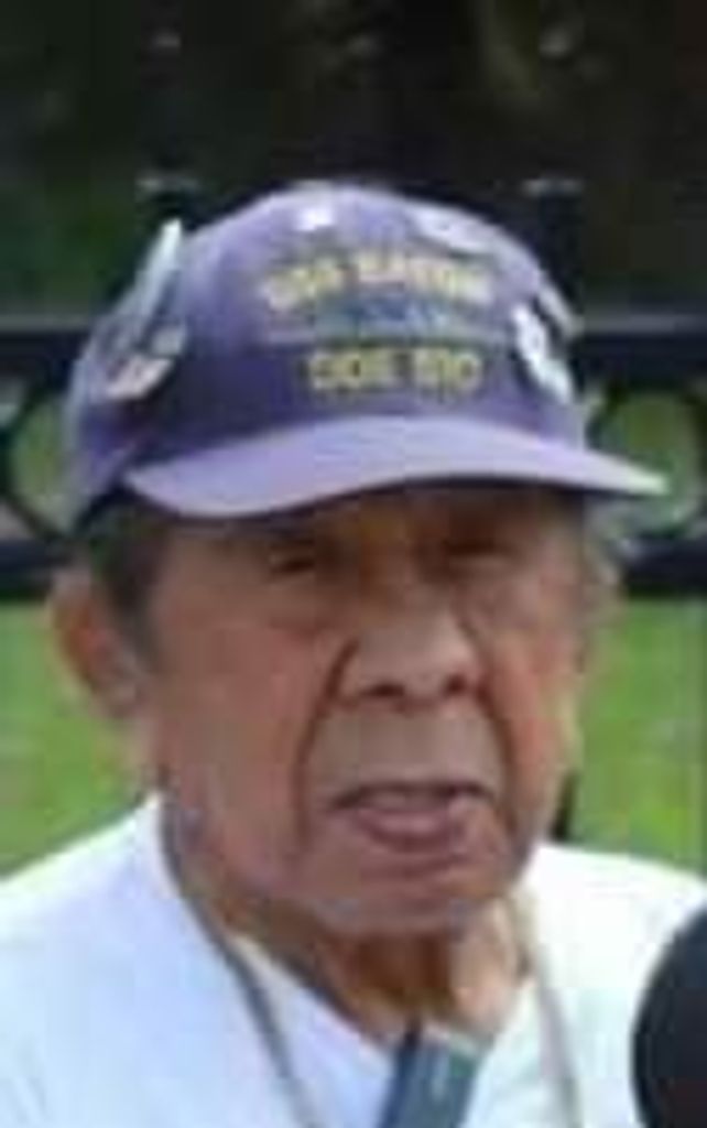 Alexander De La Cruz Profile Photo