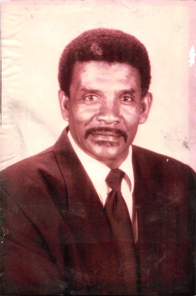 Douglas Washington Sr.