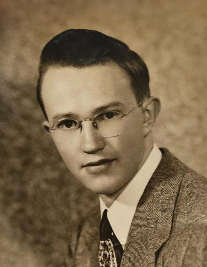 Robert D Sandquist