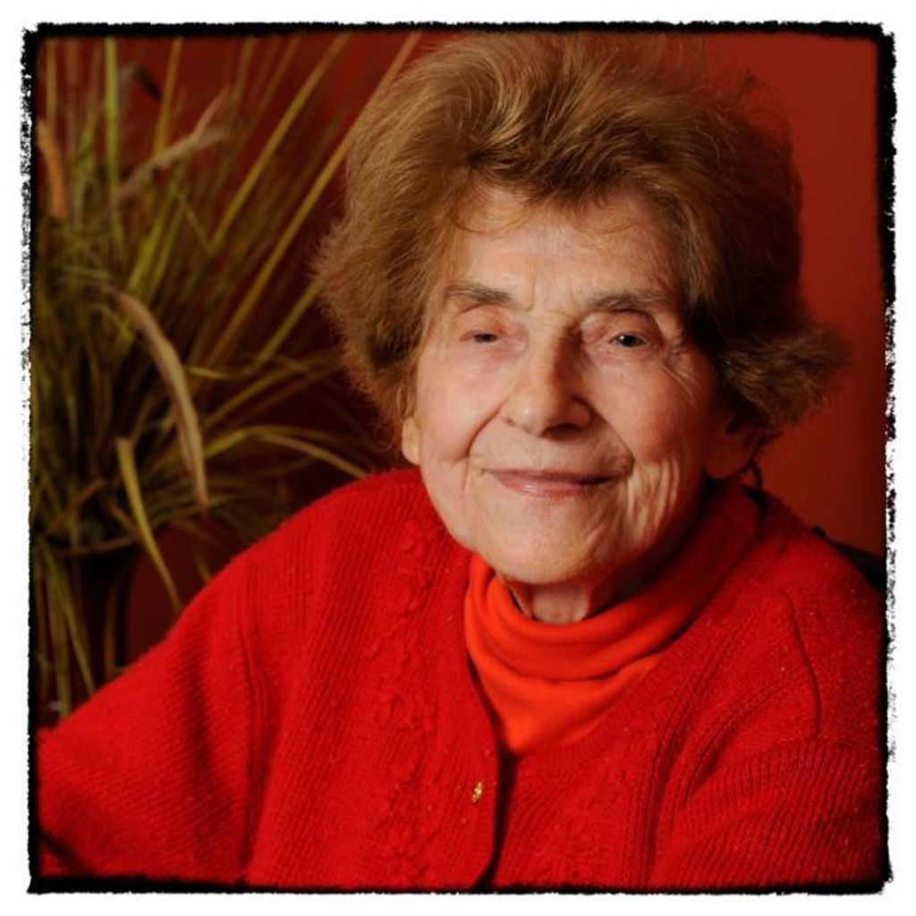 Esther Schiff