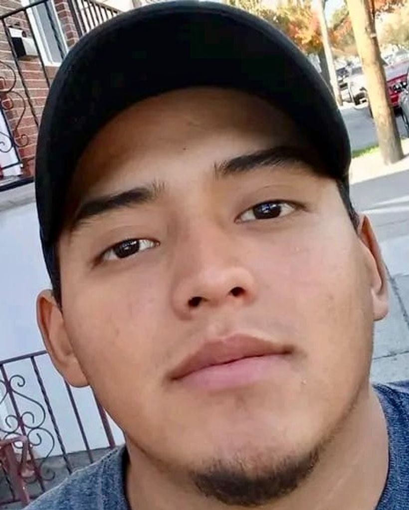 Roque Junior Gomez Aguilera Profile Photo