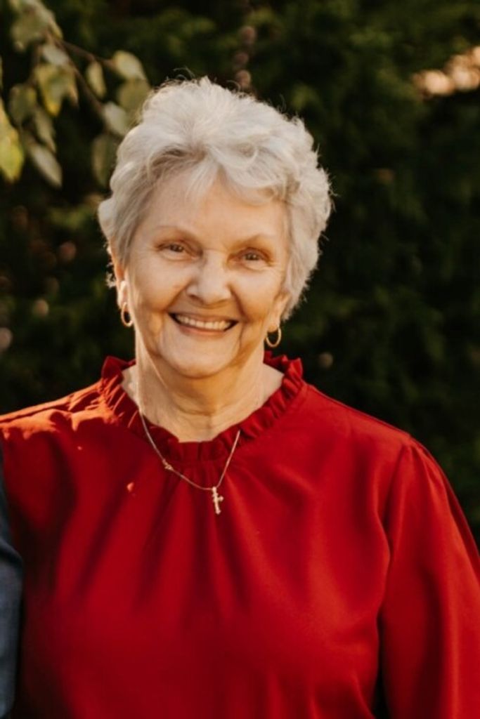 Lois Jean (Bennett)  Holt