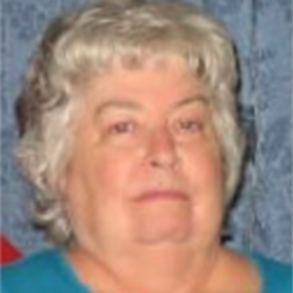 Linda R Kratzer