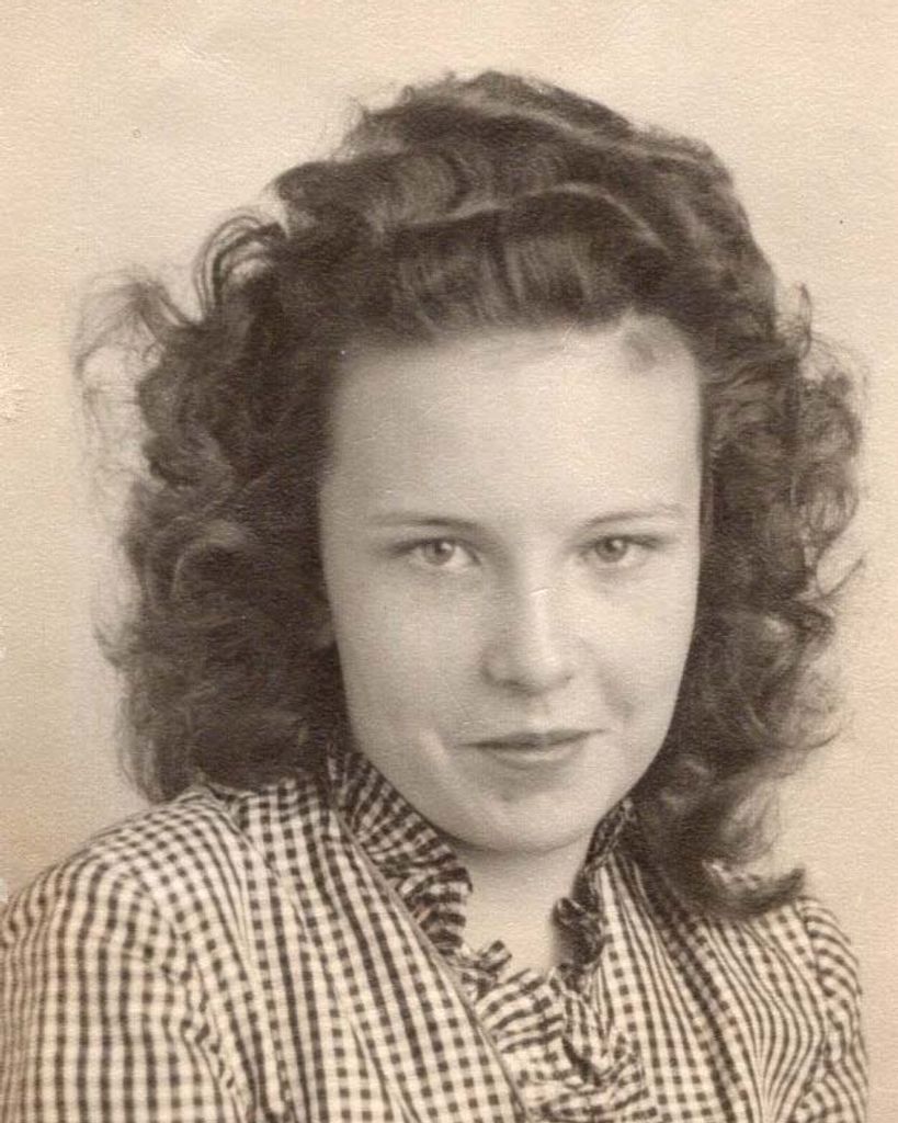 Shirley (Mitchell) Sanders