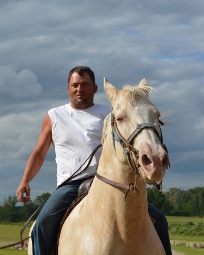 Gene Russell Bartnes's obituary image