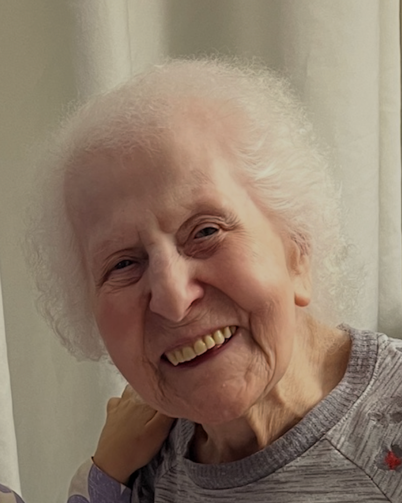 Sophie (Ustinovich) Pignataro