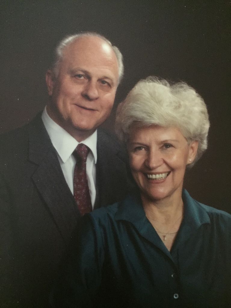 Louise Hall Profile Photo