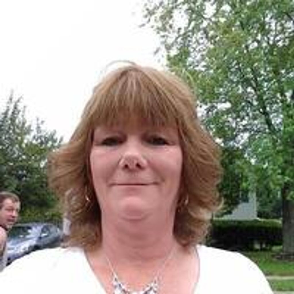 Lisa Lynn Main Profile Photo