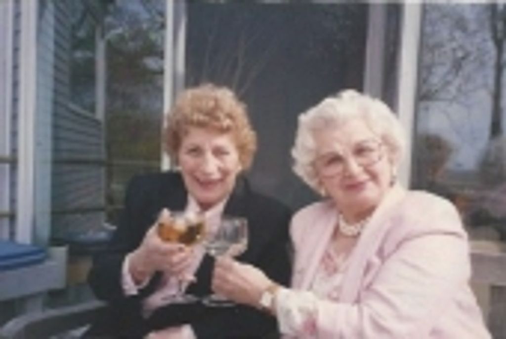 Eleanor Pucci