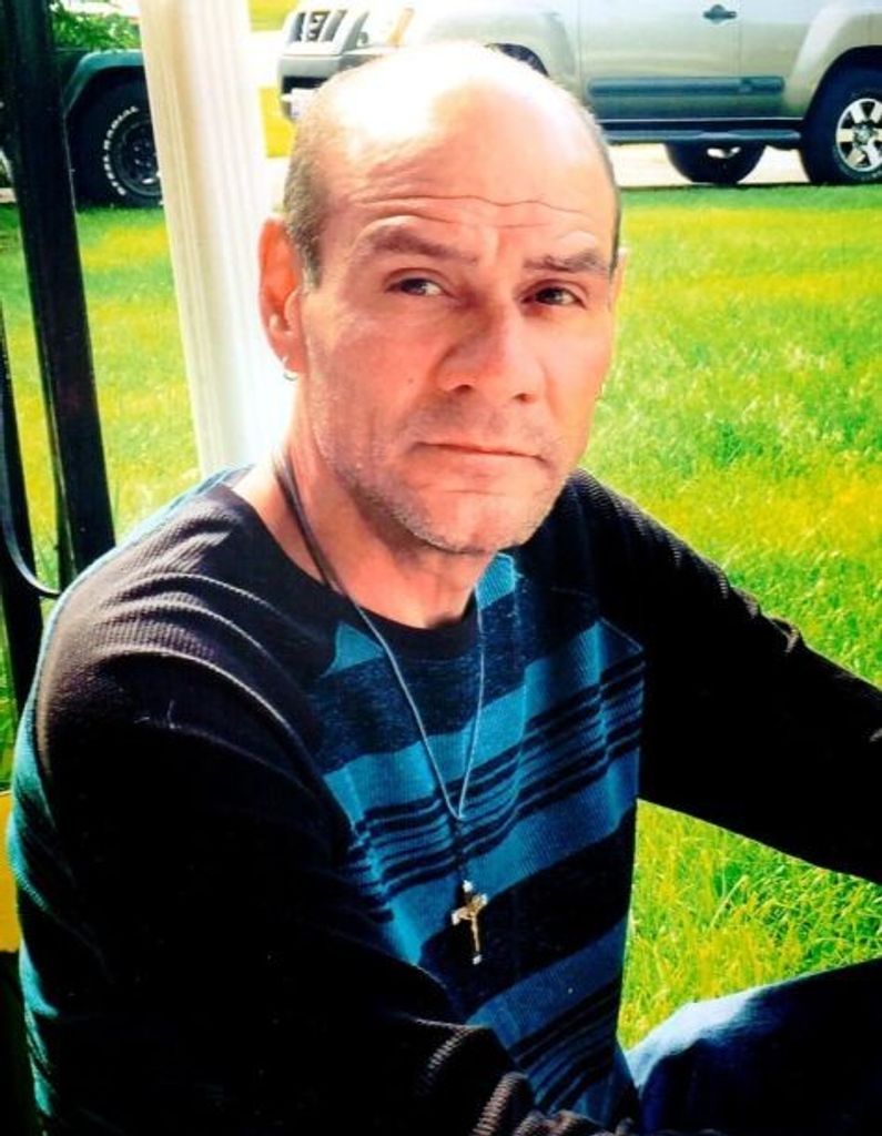 Jorge C Molina